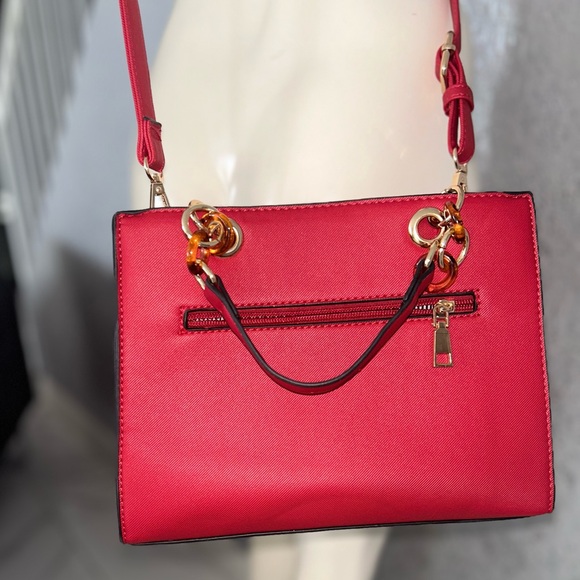 Tree of Life crossbody bag w/a detachable strap in the most gorgeous red color - Picture 7 of 7